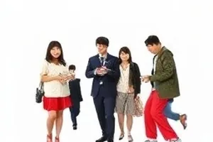 《苔痕档案》封面：潮湿墙面上的一片苔痕